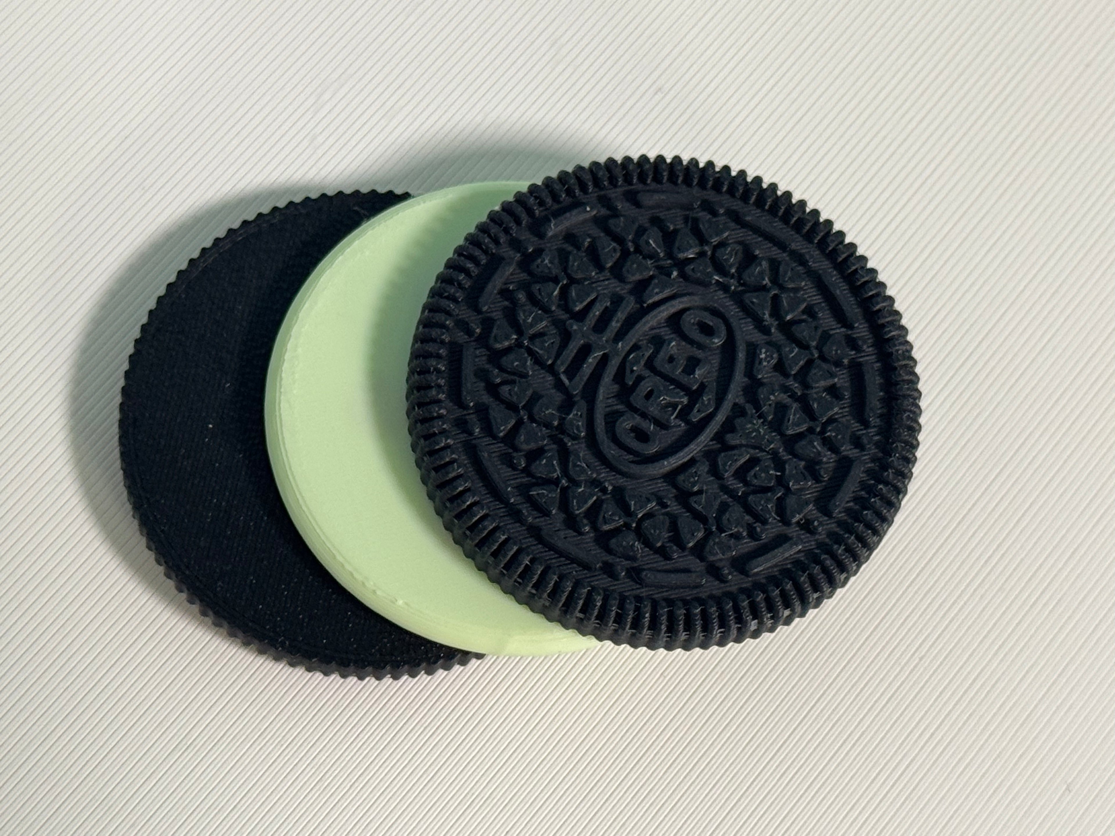 Mint Magnetic Oreo Fidget Toy